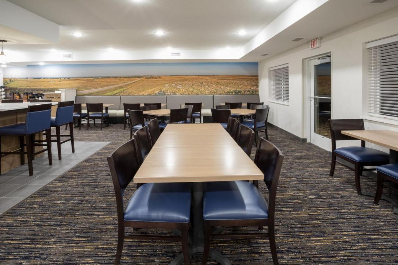 Grandstay Hotel Milbank Екстериор снимка